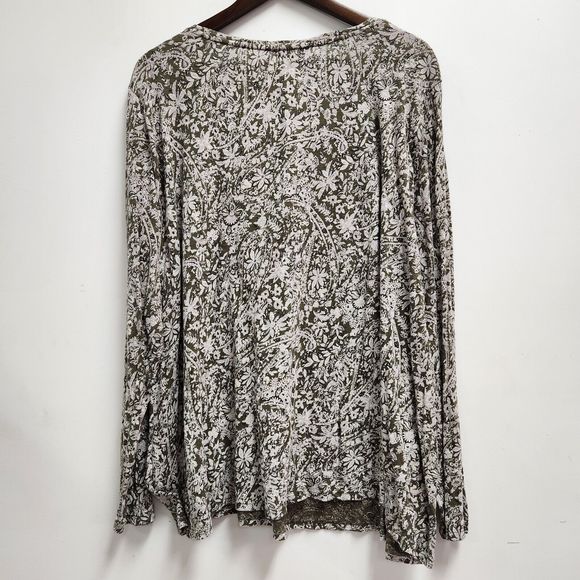 Lucky Brand Womens Plus Scoop Neck Tunic Blouse 3X Green Floral Long Sleeve Boho - Picture 2 of 10